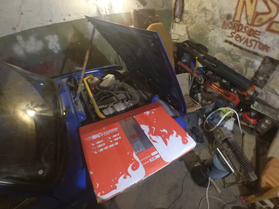 Потекла помпа и гена начал работать нормально — Lada 2106, 1,6 л, 1990 ...