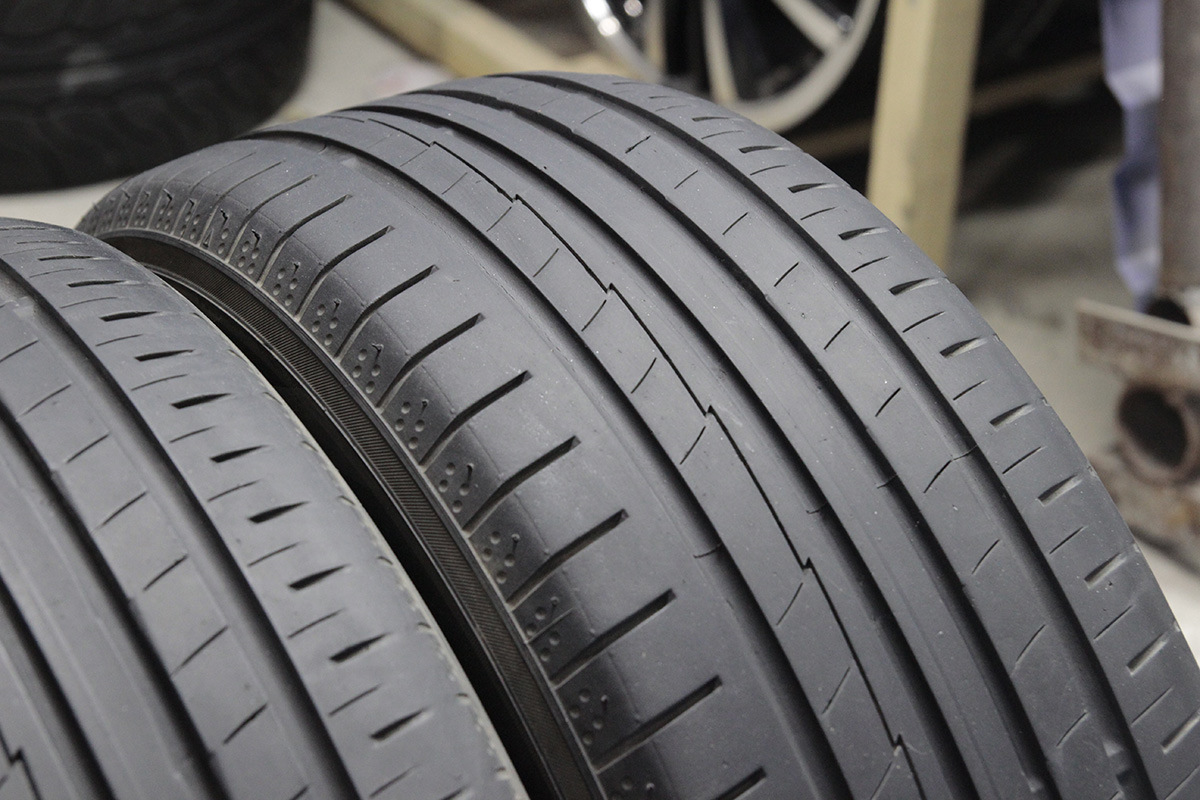 Шины 235 55 r18. Yokohama BLUEARTH ae50. Yokohama ae50 98v. BLUEARTH-A AE-50. Yokohama AE-50 225/55r18 98v.