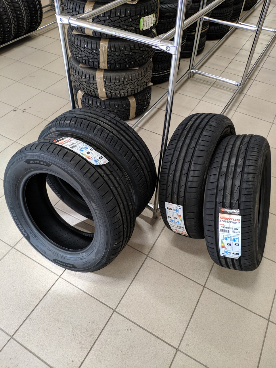 195/60r15 88h hankook k-425. Hankook ventus prime 3. 195/60 r15 hankook optimo me02 k424 88h. Hankook optimo 424. Hankook kinergy eco k425.