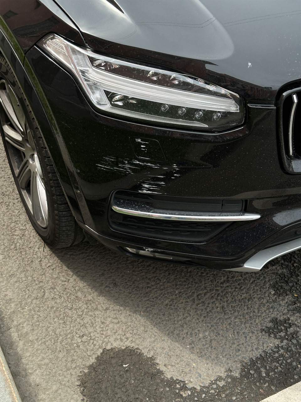 Авто стоящий на улице – принадлежит улице — Volvo XC90 (2G), 2 л, 2018 года  | ДТП | DRIVE2