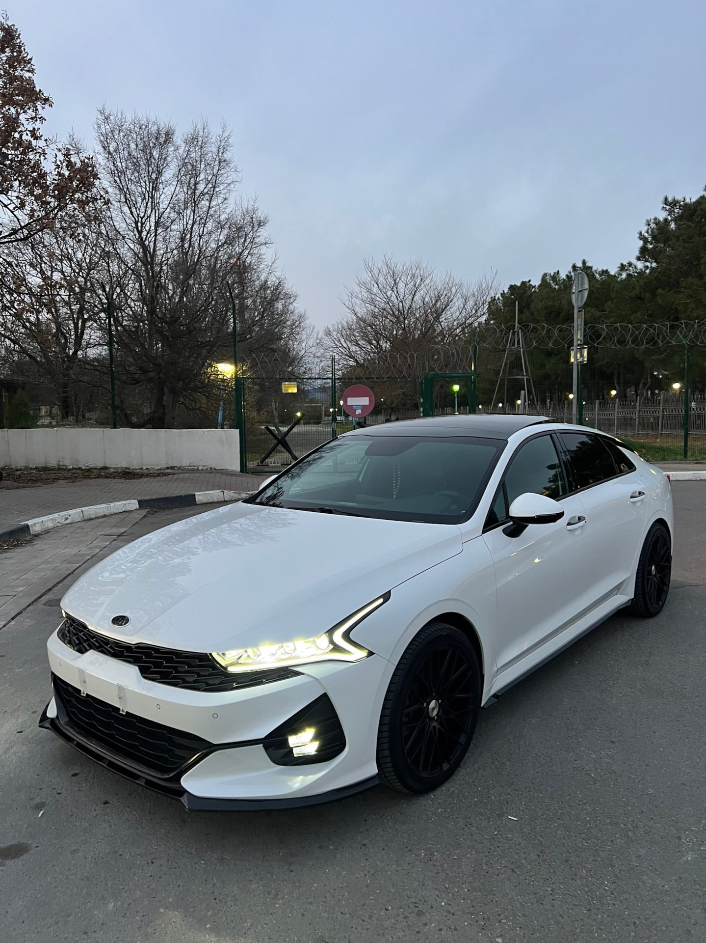 Антихром — KIA K5 (3G), 2,5 л, 2021 года | тюнинг | DRIVE2