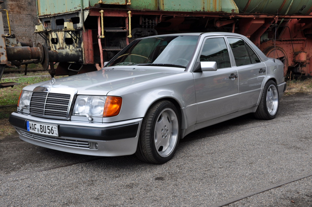 Mercedes 500e w124. Mercedes Benz w124 e500. Mercedes w124 e500. Мерседес Бенц 124 е500. Мерседес w124 500.