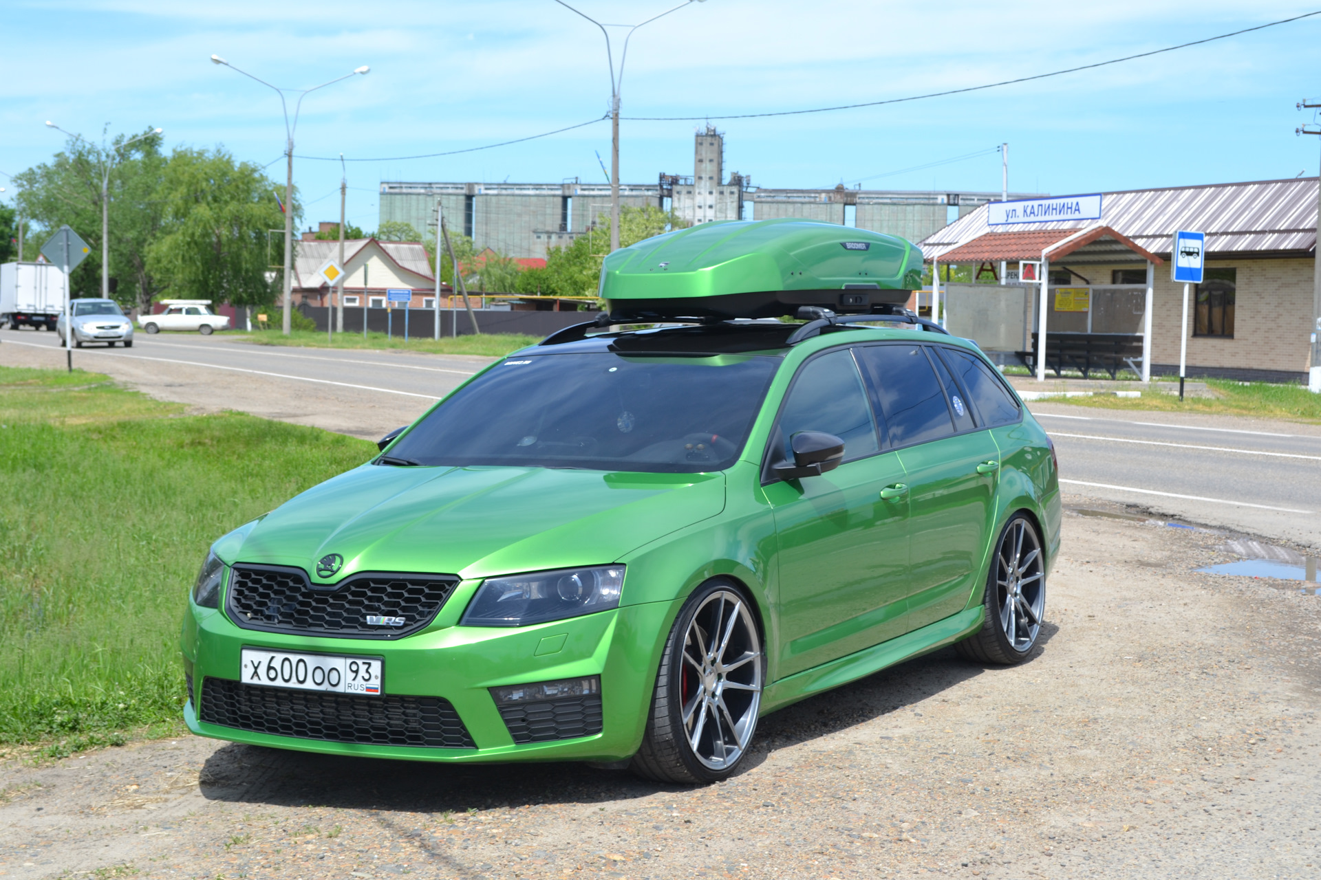 Skoda Octavia a7 Green