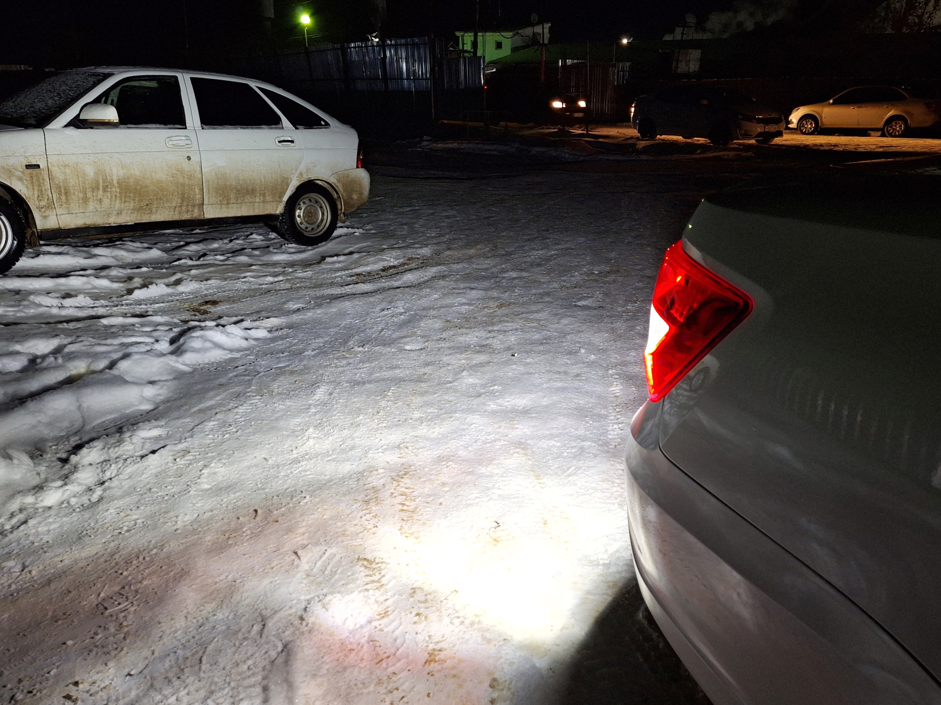 LED лампа в фонарь заднего хода — Lada Гранта (2G) FL, 1,6 л, 2019 года ...