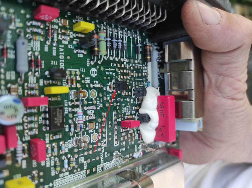 Пассат Б3 мотор 2Е пропала "масса" на управление реле бензонасоса — DRIVE2