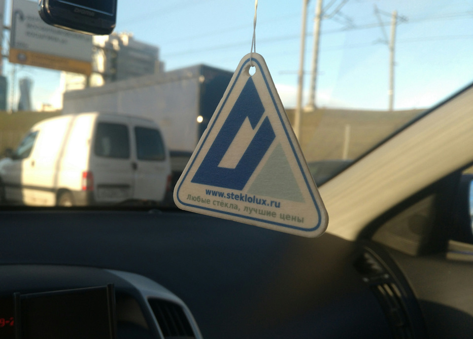 пахучка, перебивающая мощный запах герметика — KIA Ceed (1G)