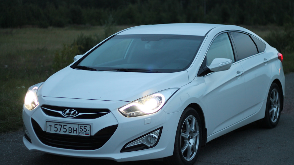 Сверчок под лобовым — Hyundai i40, 2 л, 2014 года | поломка | DRIVE2