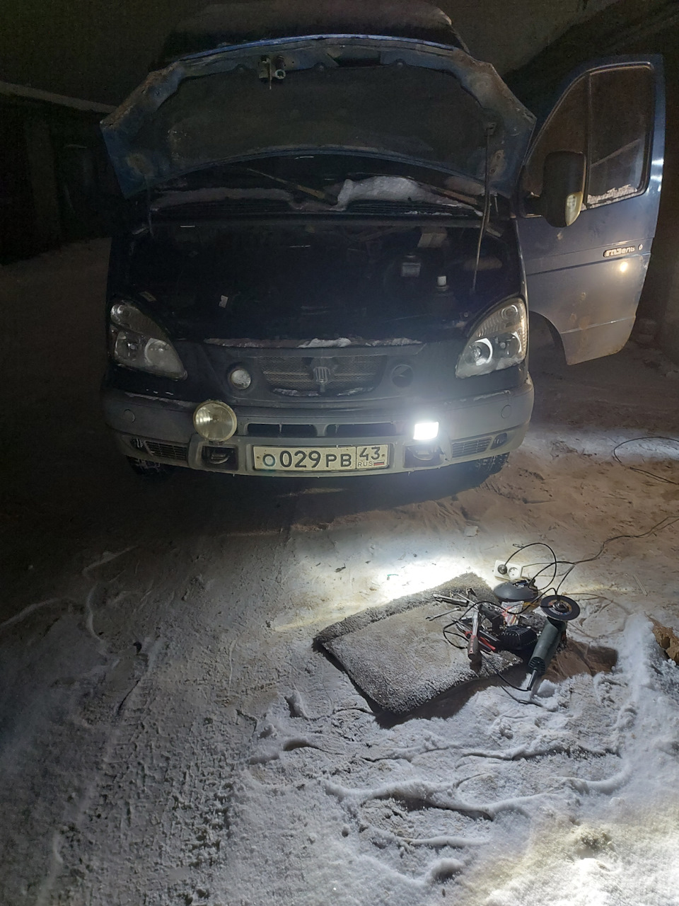 Поставил диодные птф вместо нерабочих — ГАЗ Газель, 2,5 л., 2004 года ...