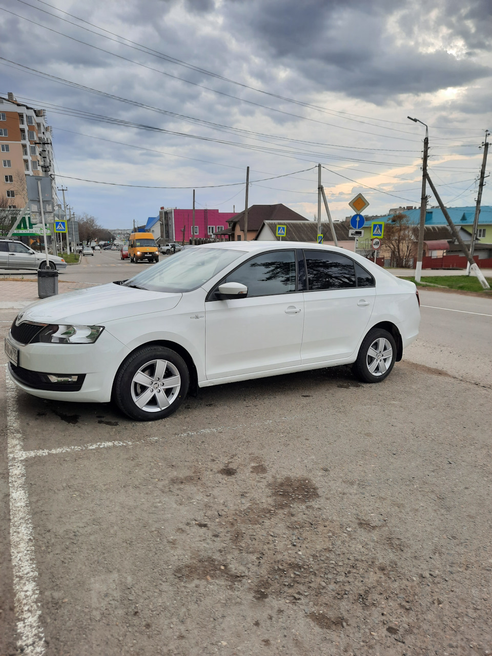 Установка оригинальных дисков Propeller шкода рапид — Skoda Rapid (1G), 1,6  л, 2019 года | колёсные диски | DRIVE2