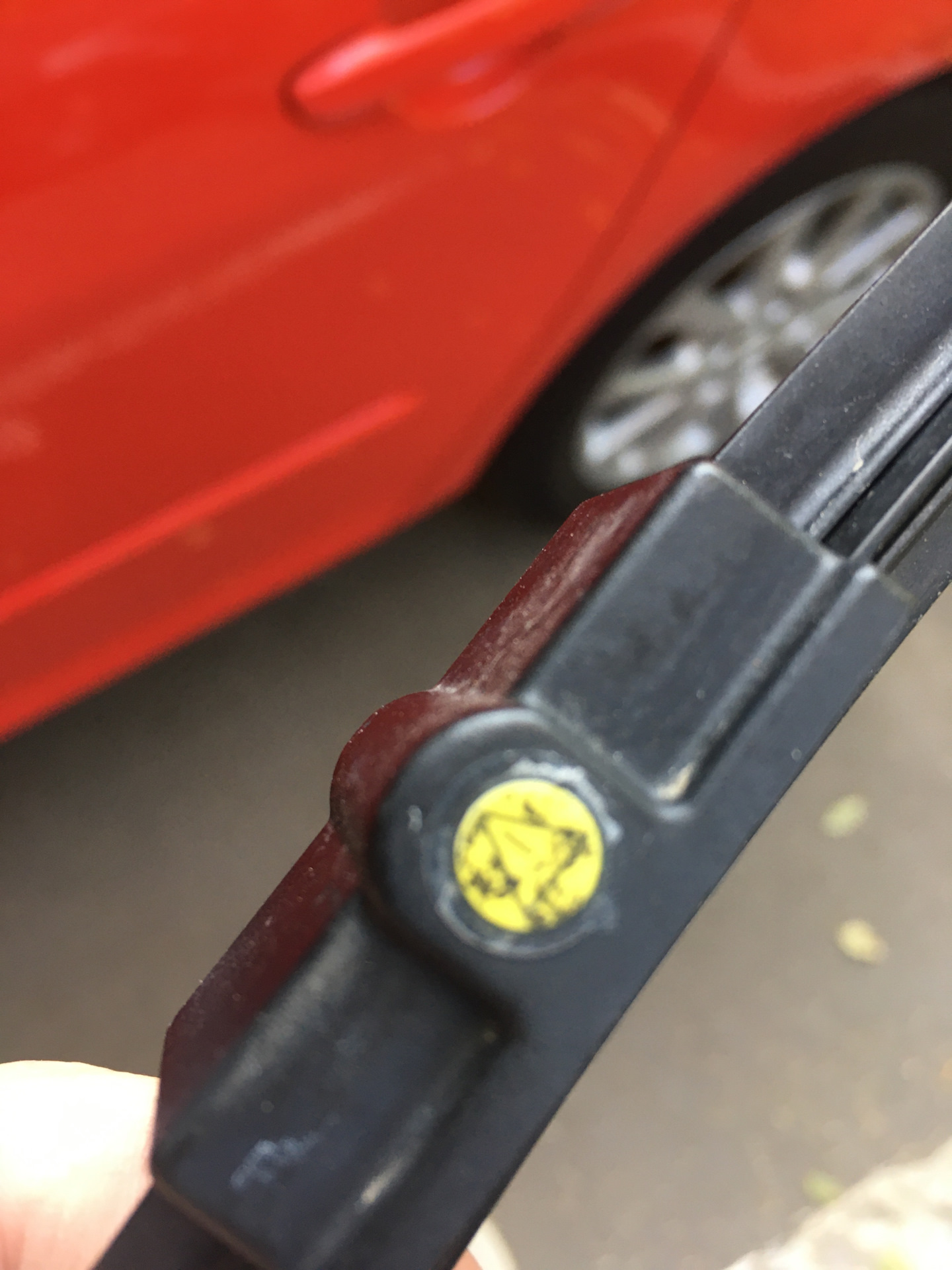Оригинальные дворники ВР4К673309К — Mazda 3 (1G), 1,6 л., 2008 года ...