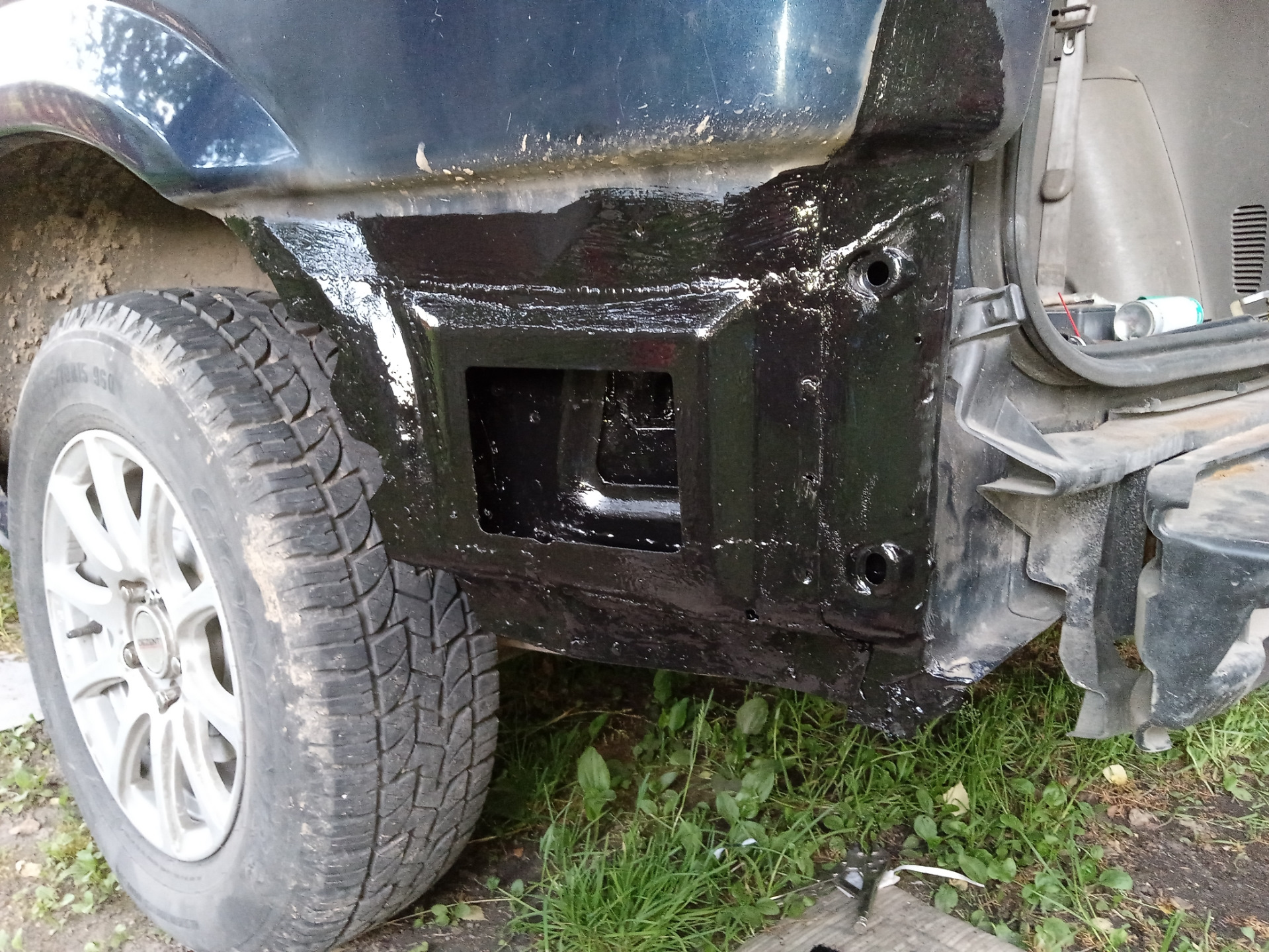 Кузовной ремонт задней части. — Dodge Caravan IV, 2,4 л, 2002 года ...