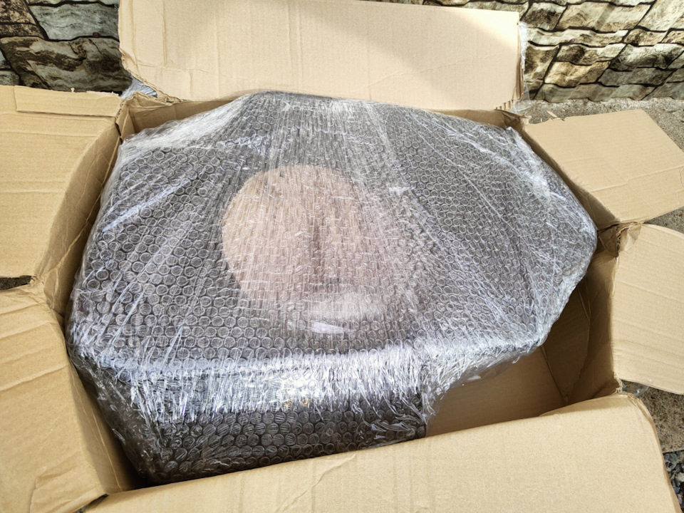 Внутри упакован в пупырку — Nissan X-Trail II (t31)