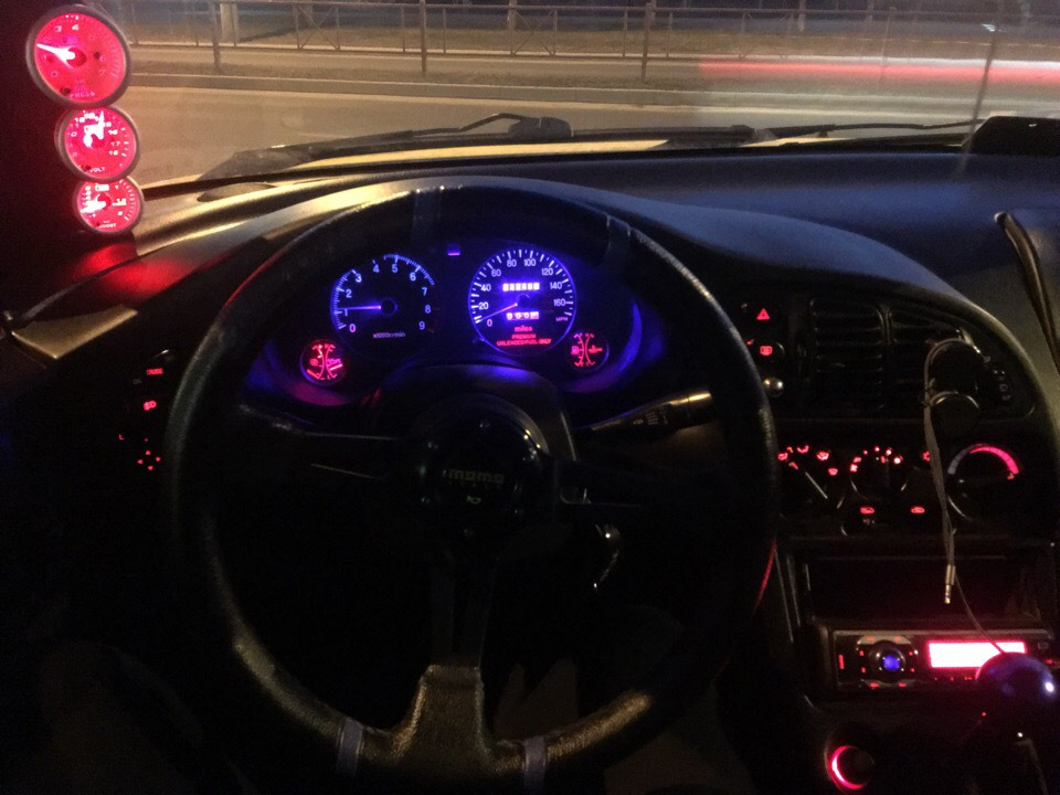 Подсветить 2. Светодиодная лента в интерьере. Комната с подсветкой. Комната с подсветкой. Двухуровневый натяжной потолок с подсветкой.