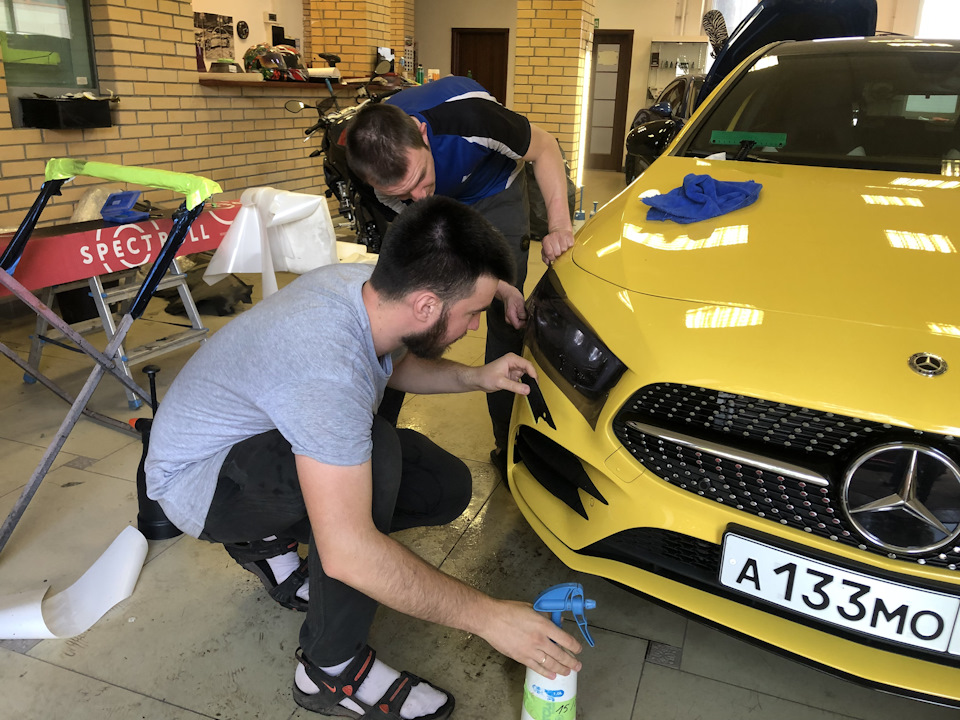 БРОНИРОВАНИЕ ФАР В ТЕМНЫЙ ПОЛИУРЕТАН — Mercedes-Benz A-Class (W177), 2 ...