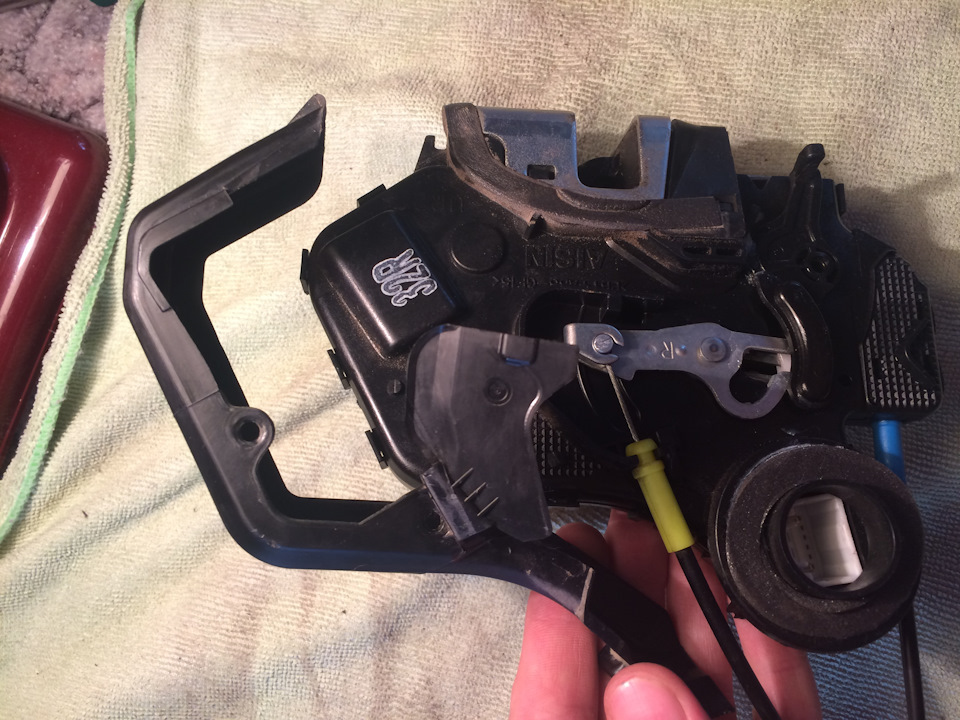 Ремонт замка тойота королла - фото - АвтоМастер Инфо