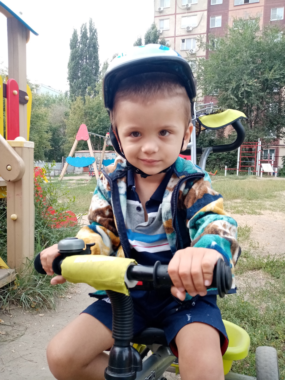 Вышли порулить — Hyundai Elantra (3G), 1,6 л, 2005 года | просто так ...