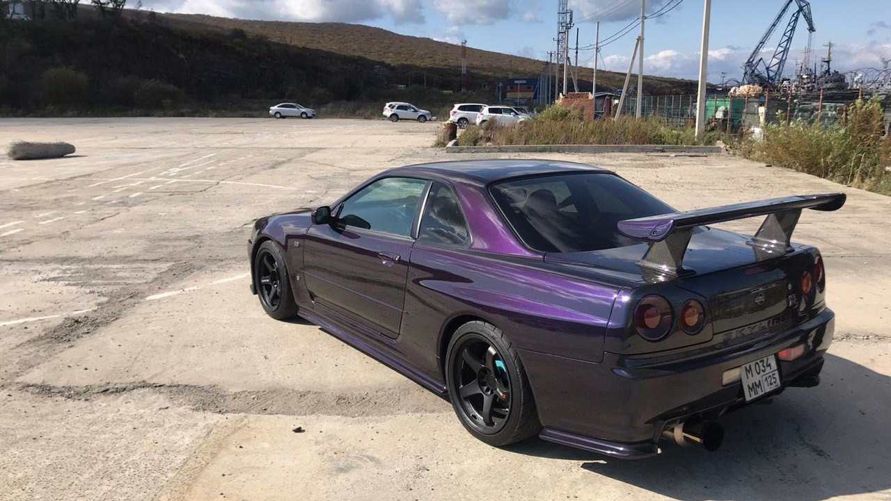 Nissan Skyline GT-R (R34) 2.6 бензиновый 1999 | MIDNIGHT PURPLE II на DRIVE2