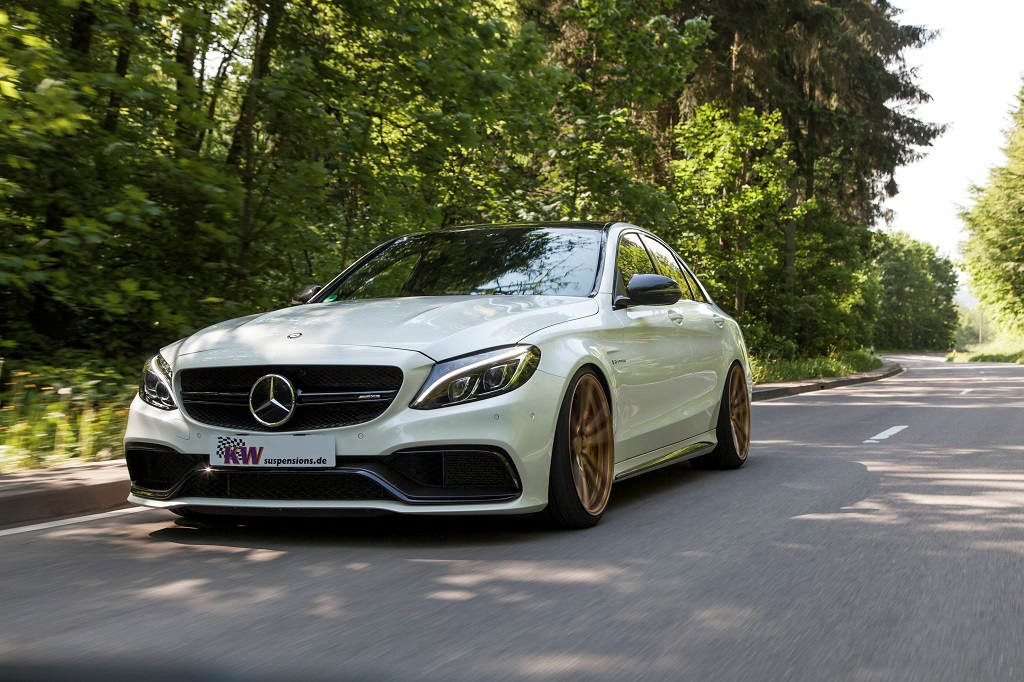 Mercedes c63s AMG drive2