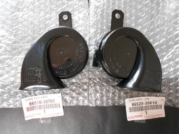 Сигналы lexus. Звуковой сигнал Лексус. Toyota 86510-33230. Toyota 86510-30700. Toyota 86520-60260.