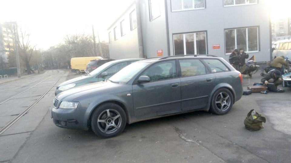 что бы занизить машину надо всего лишь… — Audi A4 (B6), 1,9 л, 2002 ...