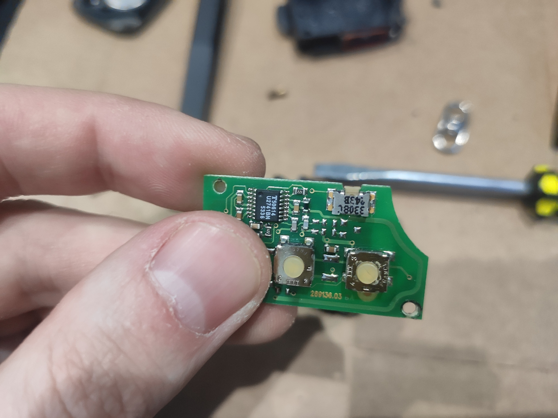 3v0905217whs чистка кнопки. Чистка кнопки. Чистка кнопки. Чистка кнопки. Кнопка стеклоподъемника опель омега б.