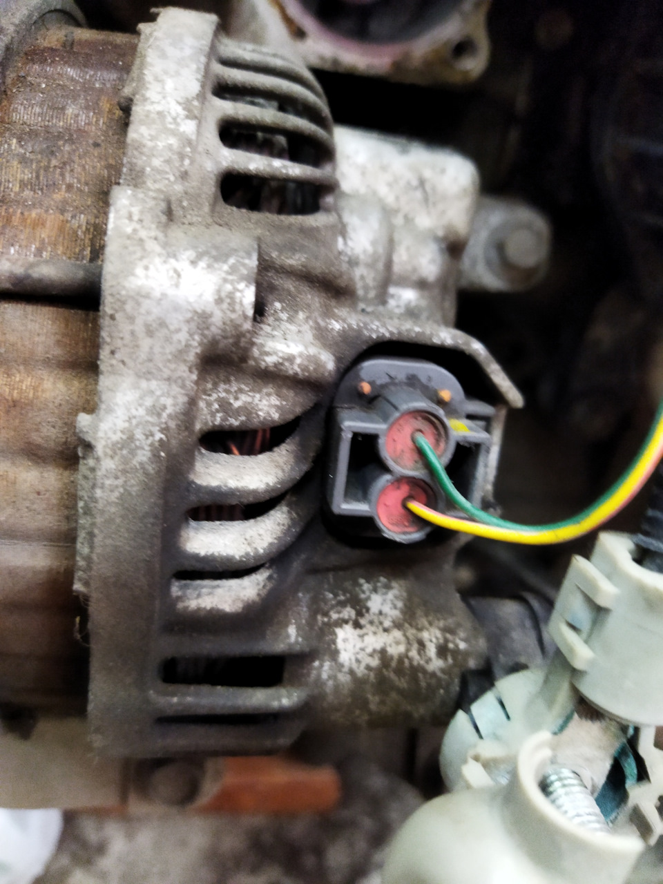 Генератор и фишка Мазда 5 — Mazda 5, 1,8 л, 2006 года | своими руками ...