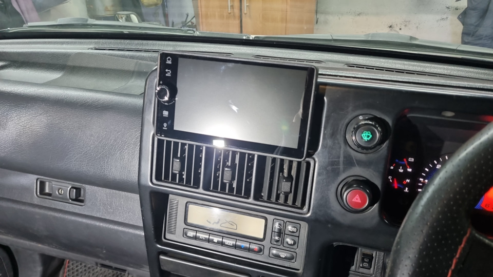 Установка магнитолы JOYING 7 дюймов — Isuzu Bighorn (II), 3,1 л, 1994 ...