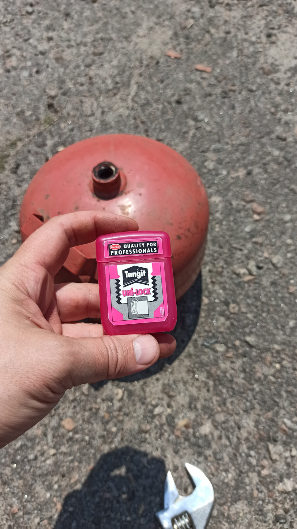 Подготовка к летнему сезону. Замена крана на 5л газовом баллоне ...