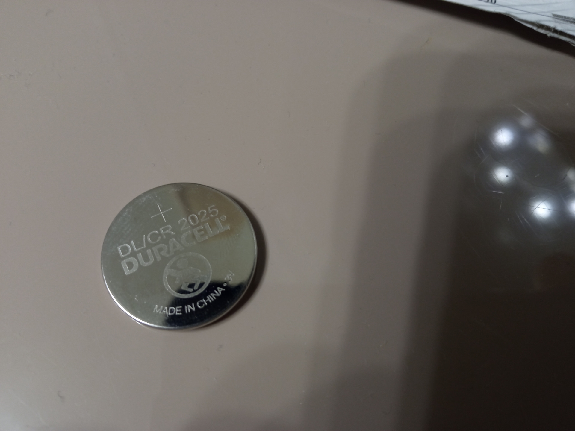 7. Замена батарейки в ключе — Mercedes-Benz GL-class (X164), 5,5 л ...