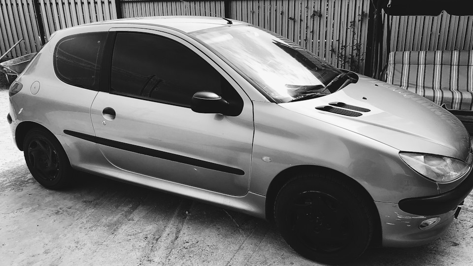 peugeot 206 silver