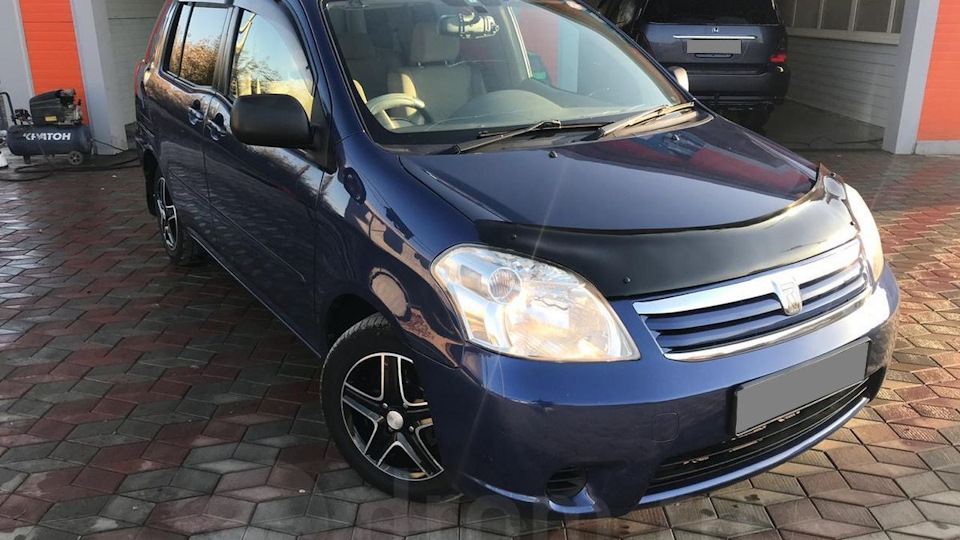 Toyota Raum