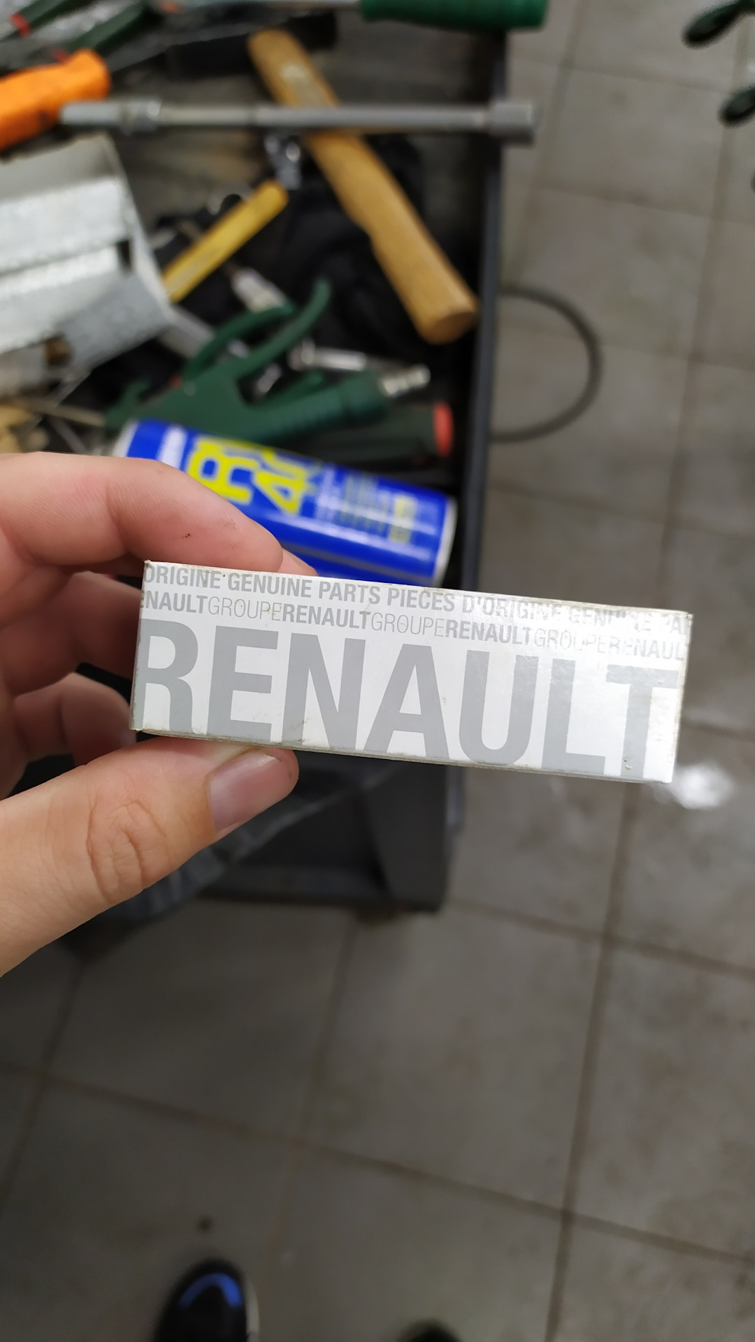 #3-Масло в свечных колодцах/замена свечей — Renault Sandero 2G, 1,6 л ...