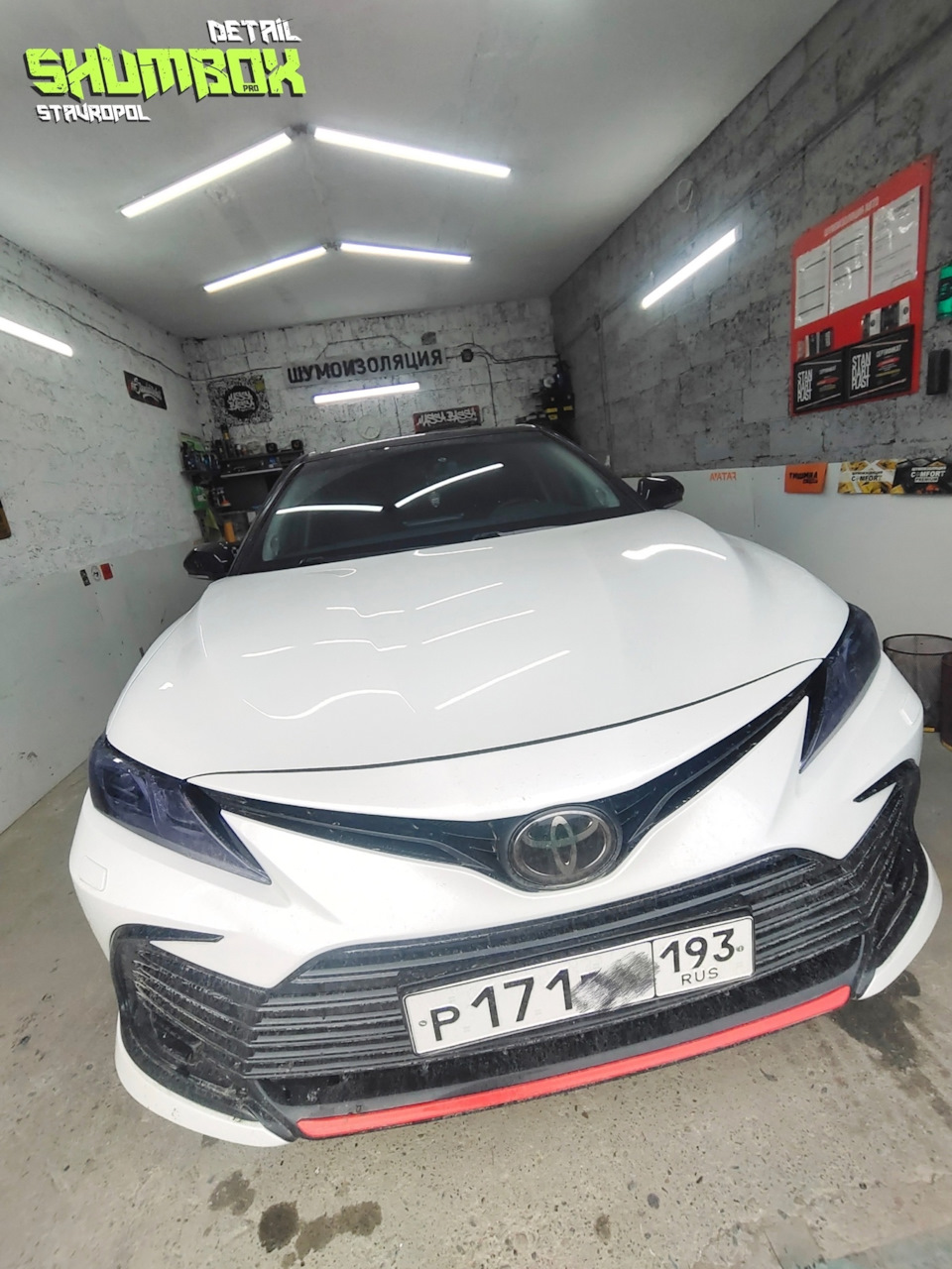 Шумоизоляция Toyota Camry 75 кузов. Проклейка дверей и арок. — DRIVE2