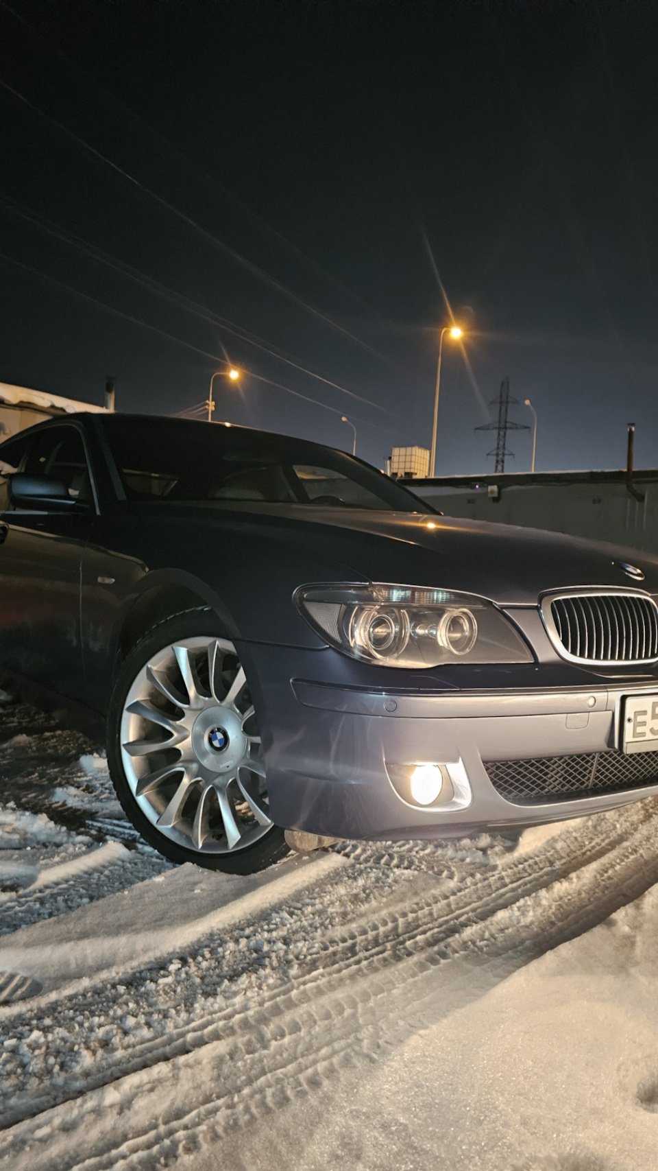 Фото в бортжурнале BMW 7 series (E65/E66)