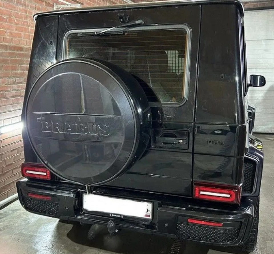 Колпак запаски Brabus w463 Гелендваген G class на Mercedes-Benz G 55 ...
