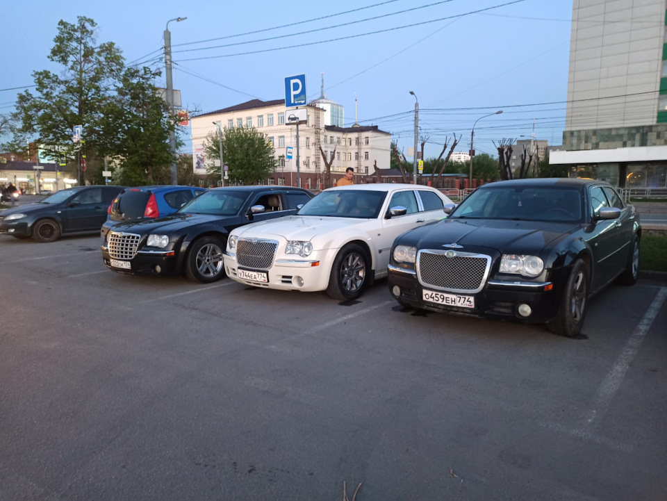 Фото в бортжурнале Chrysler 300C (1G)