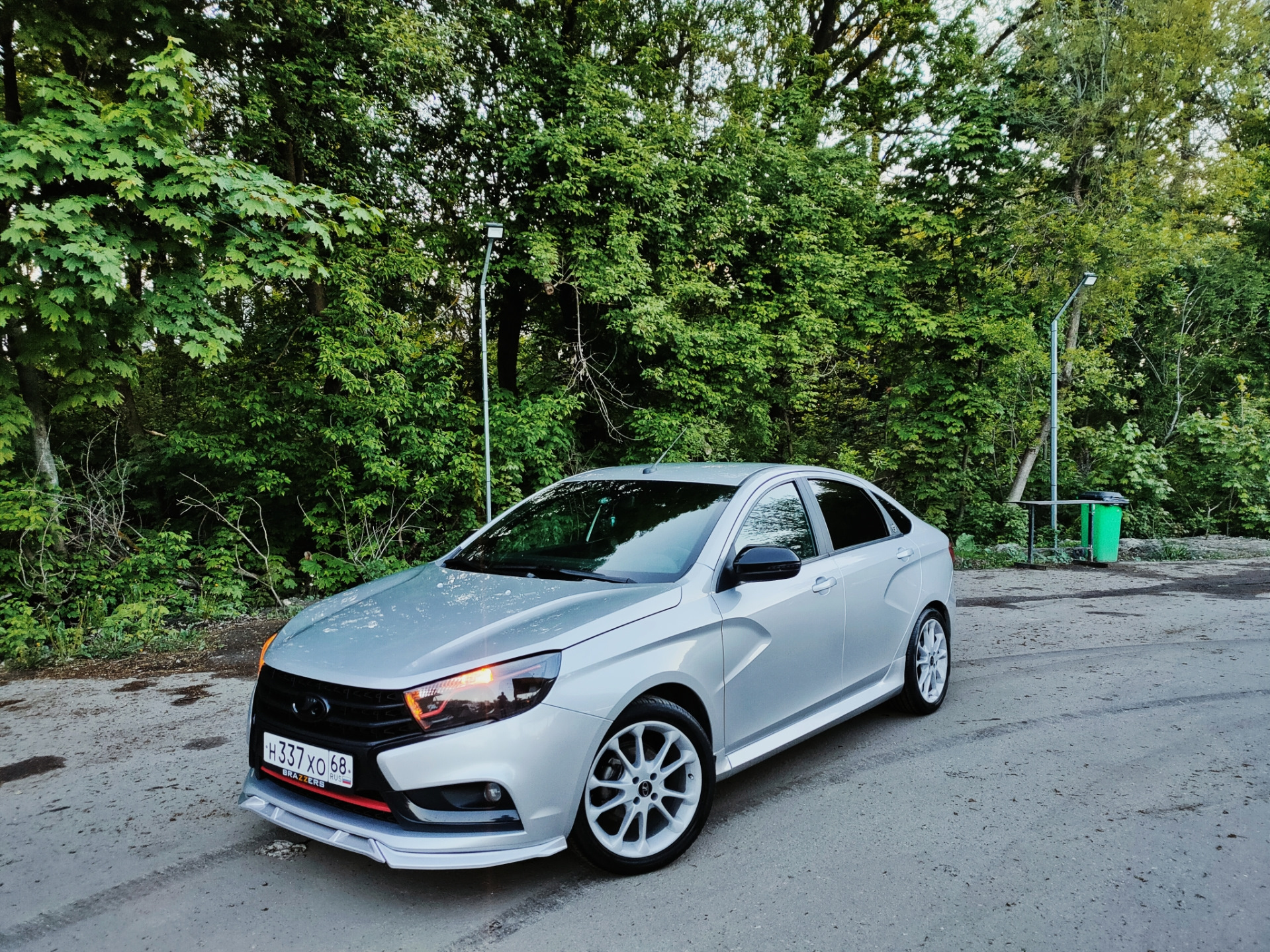 Спорт реплика. Замер клиренса до порога Лада Веста спорт.