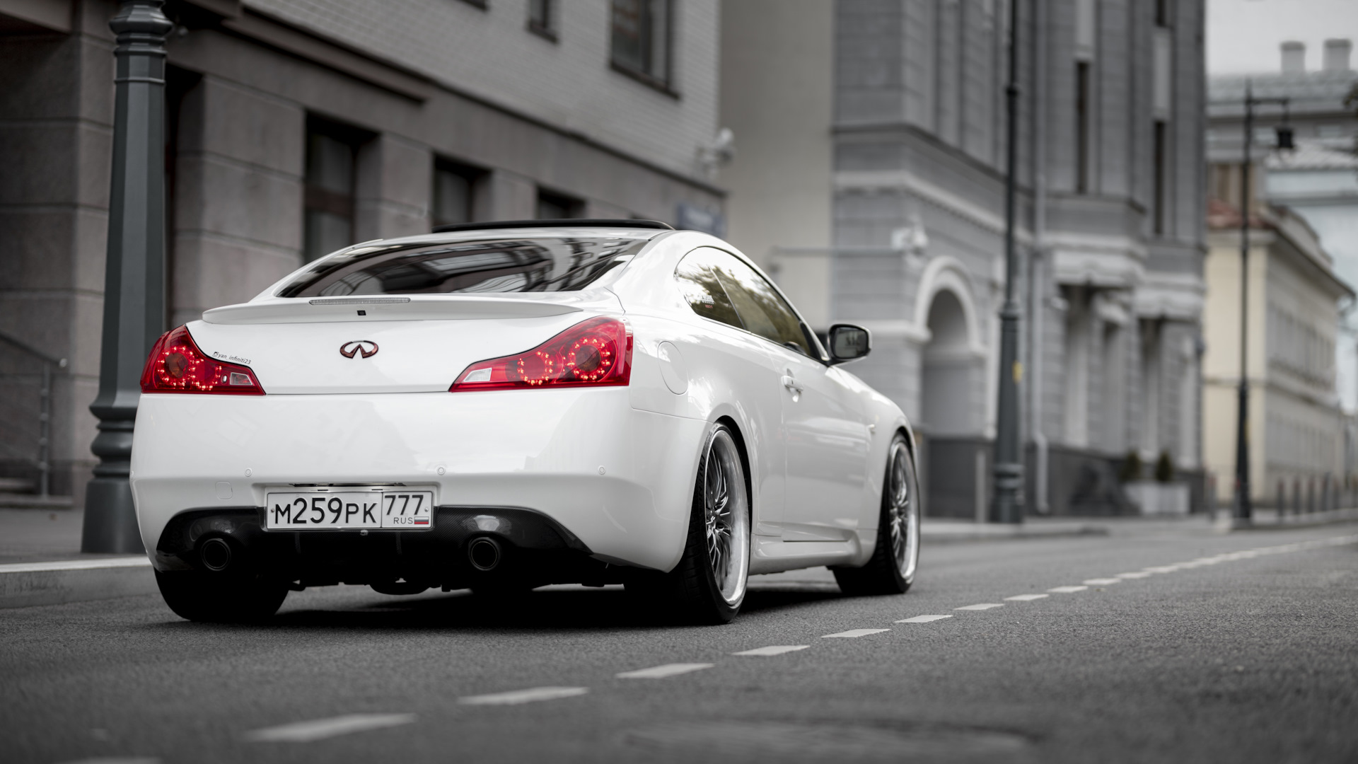 Infiniti g37 Coupe White