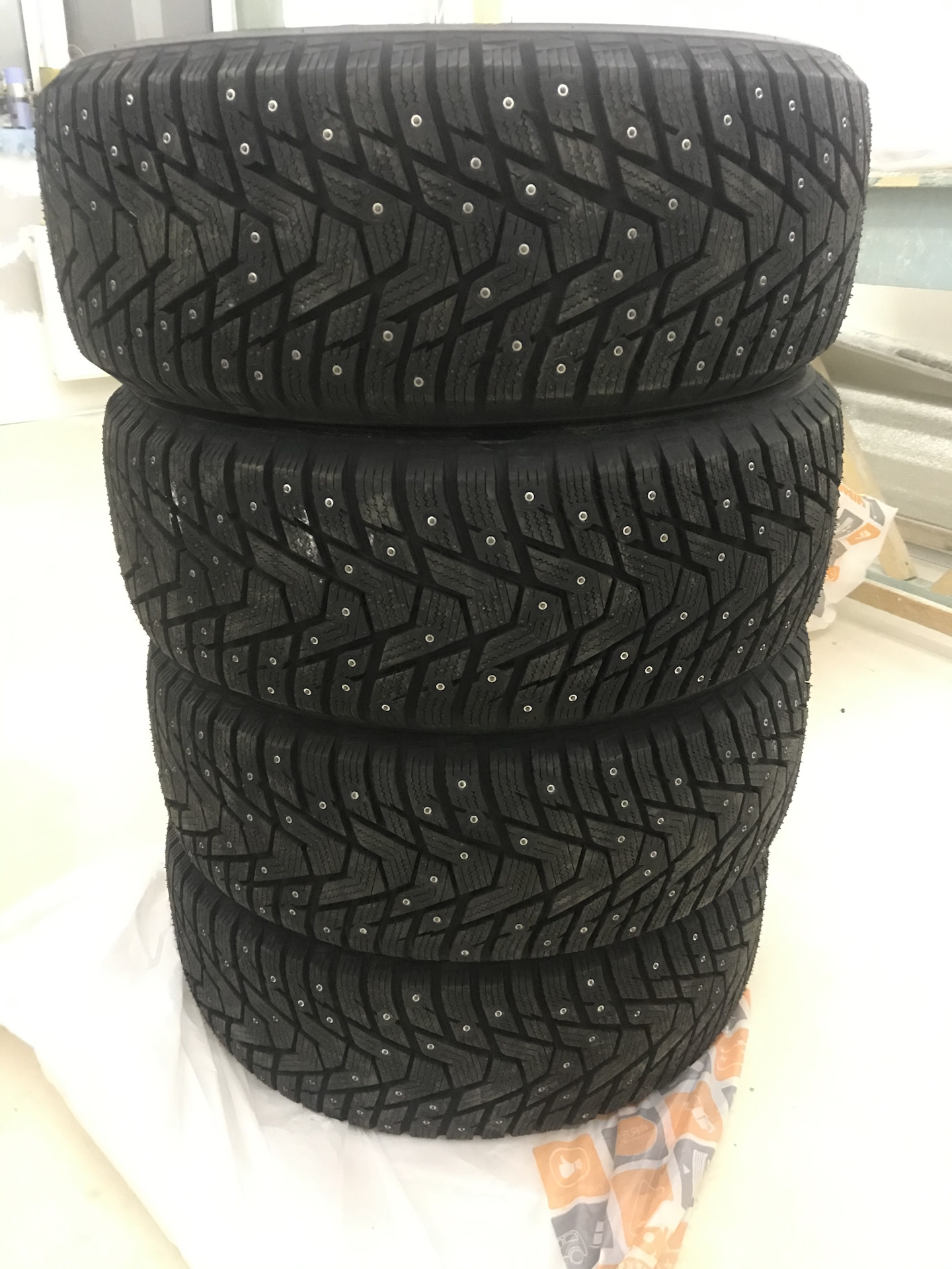 Отзывы шипованных шин ханкук. Hankook Winter i`Pike rs2 (w429) 205/55 r16 91t. Hankook Winter i'Pike rs2 w429 195/55r16. Ханкук 429 шипованная резина. Hankook 195/65r15 91t Winter i*Pike rs2 w429 TL (шип.).