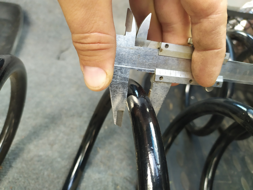 Пружины Витая сталь усиленные — Mitsubishi Pajero Sport (1G), 3 л, 2006 ...