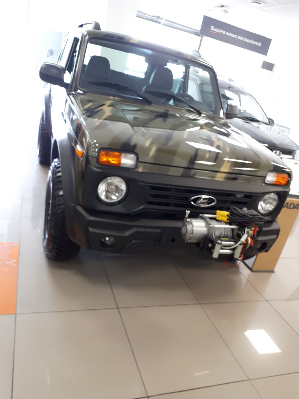 Новая нива вместо Land Cruiser. Подарок на ДР. — Lada 4x4 3D, 1,7 л, 2019  года | покупка машины | DRIVE2