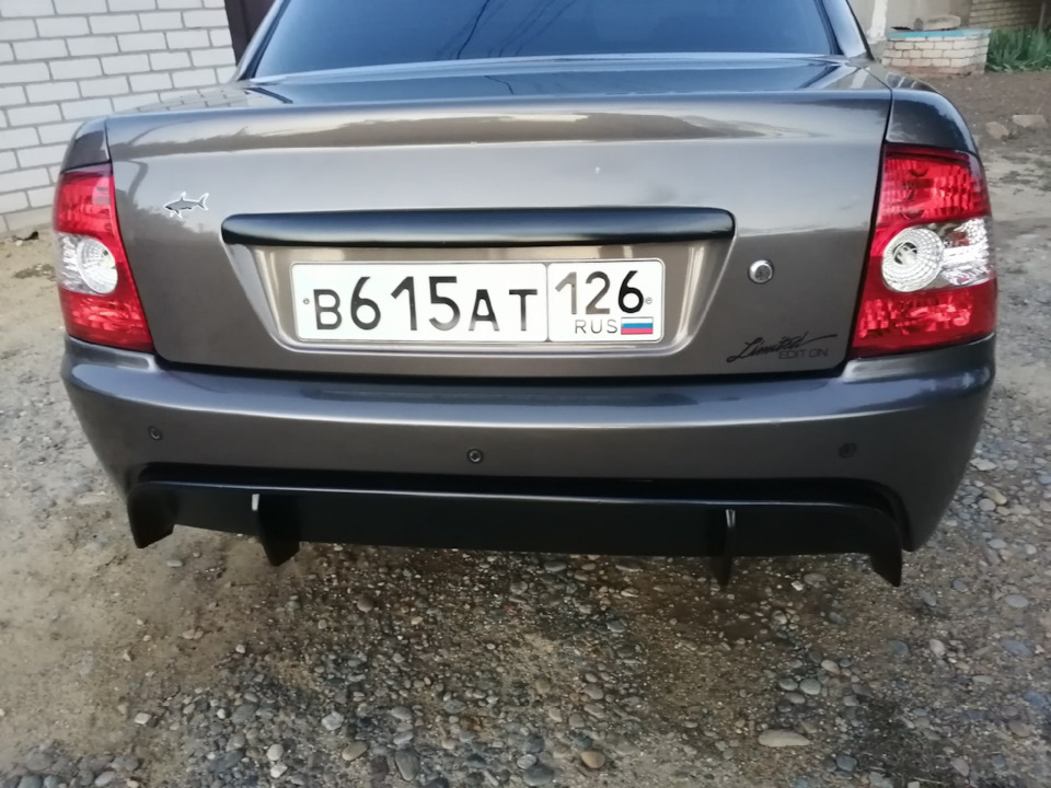 Наклеичка и моечка :-) — Lada Приора седан, 1,6 л, 2012 года | просто ...