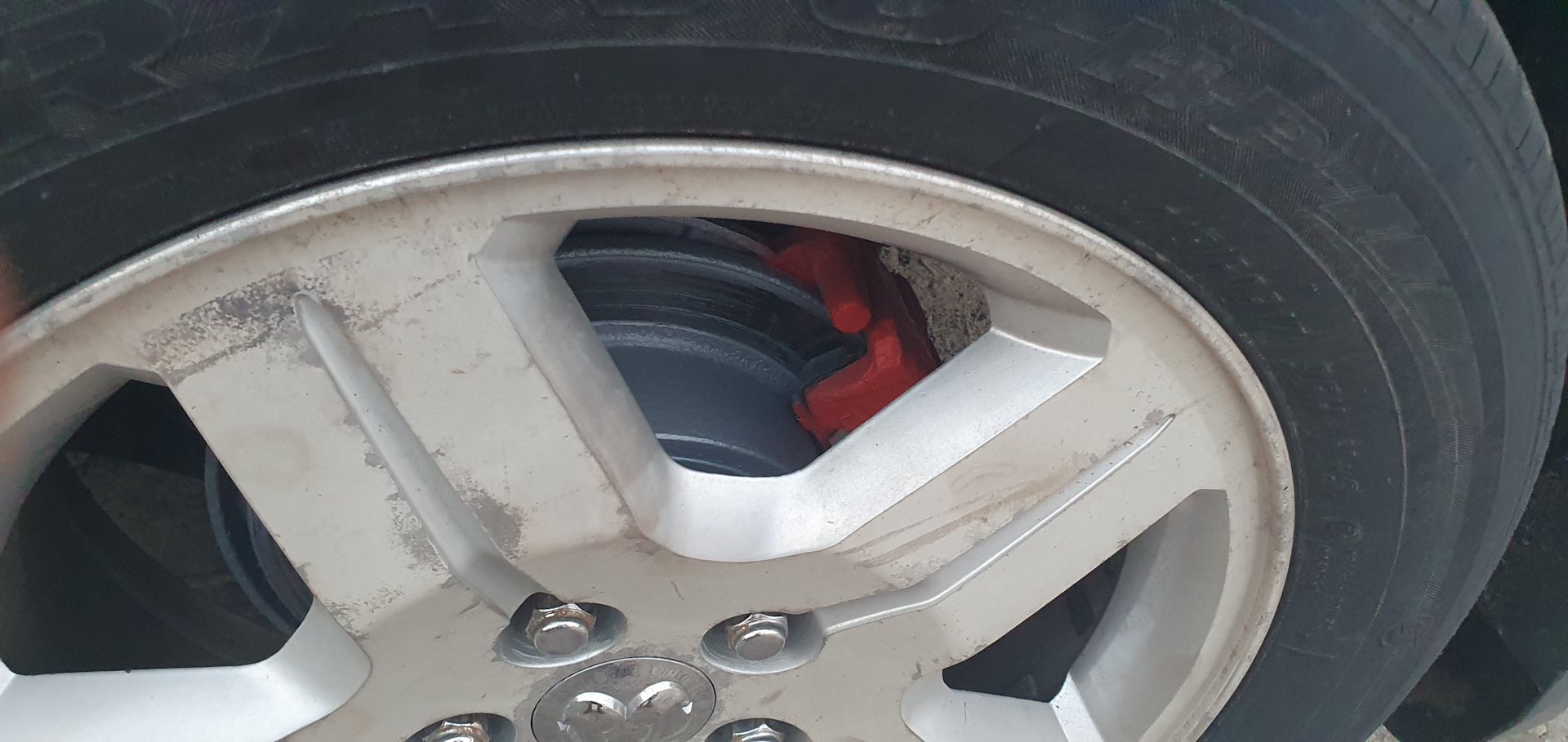 Замена задних колодок и покраска суппорта… — Dodge Caliber, 2 л, 2007 ...