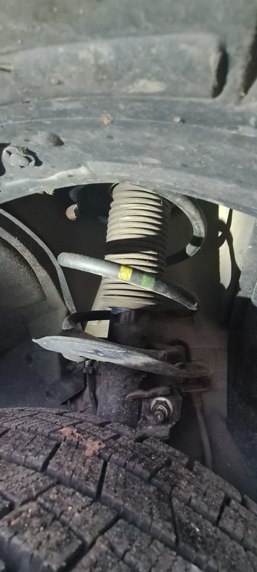 Замена передней пружины. — Nissan Qashqai (1G), 1,6 л, 2011 года ...