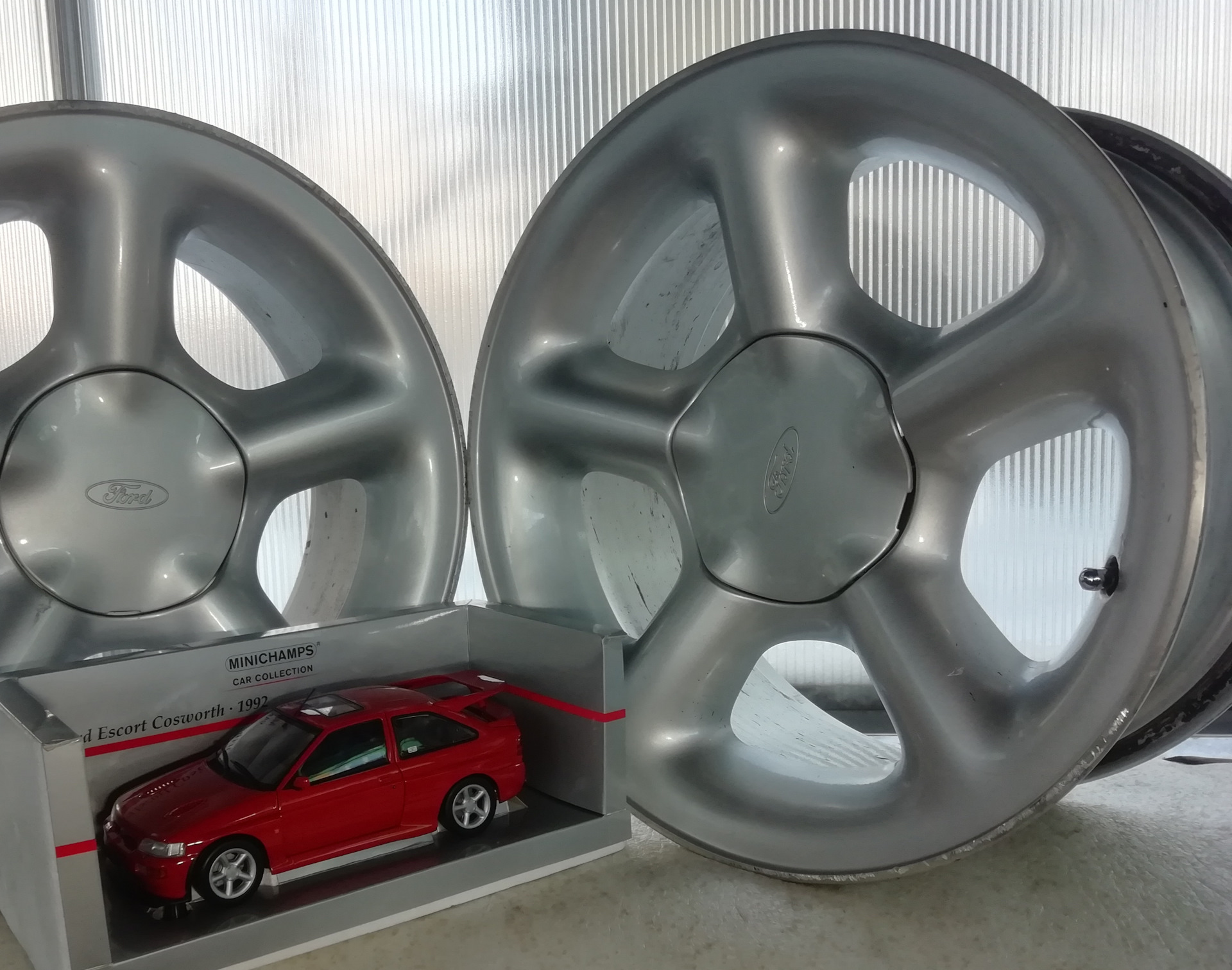 Ford wheels