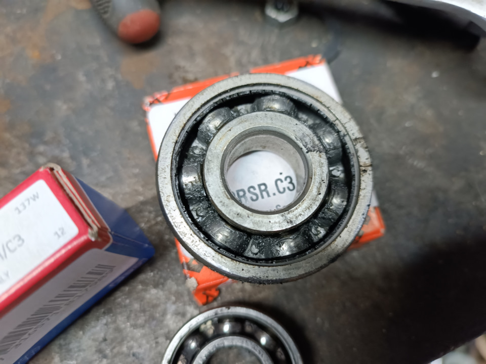 Очередное ТО. Снова подшипники генератора. — Skoda Octavia A7 Mk3, 1,2 ...