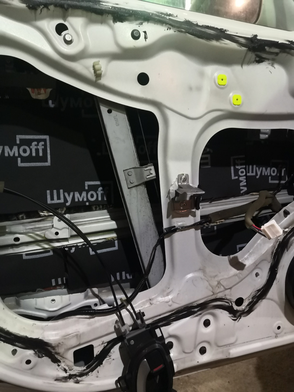 Шумоизоляция дверей материалами шумофф. — Honda Stream (RN6-9), 1,8 л ...