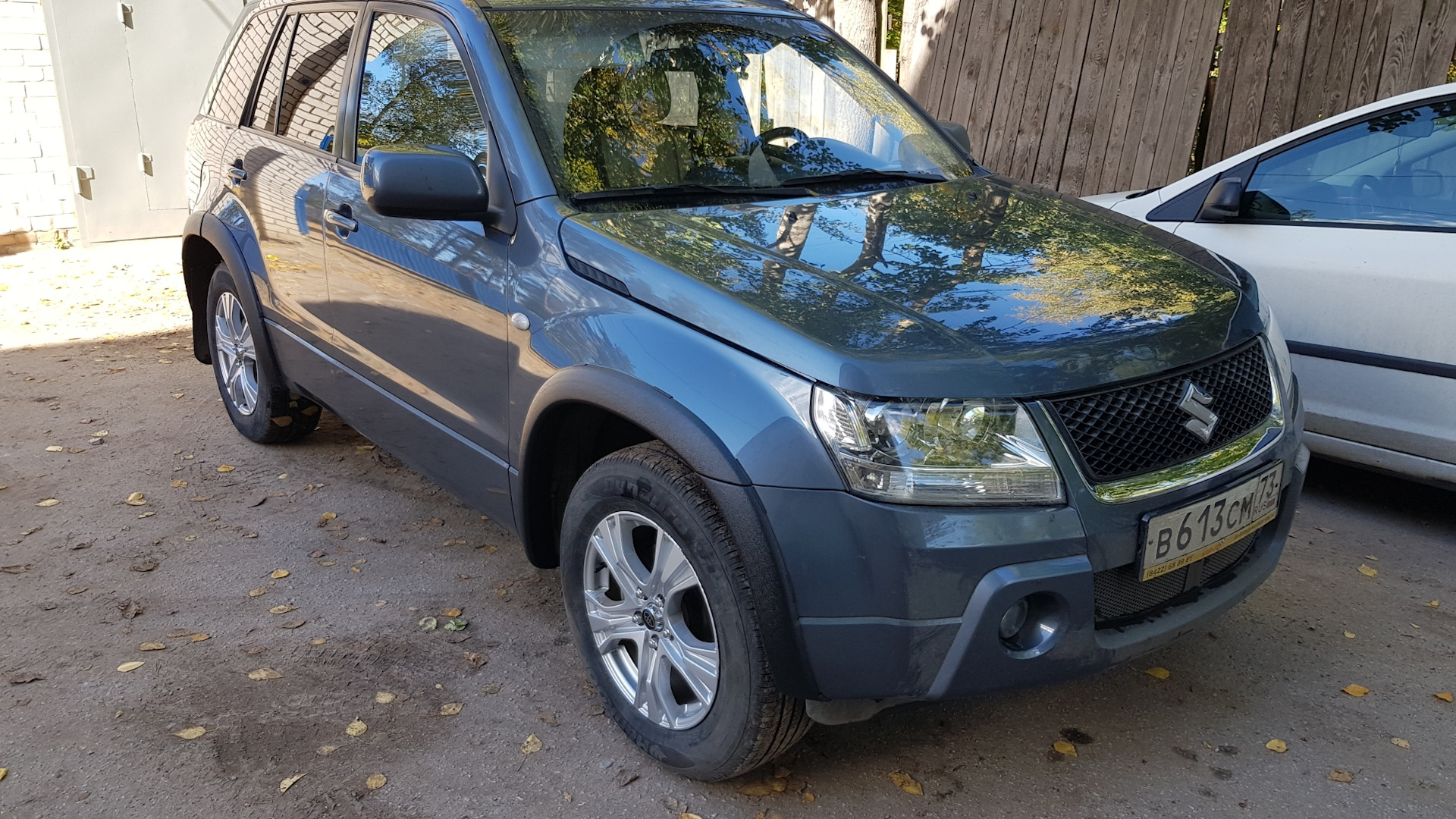 Suzuki grand vitara арки