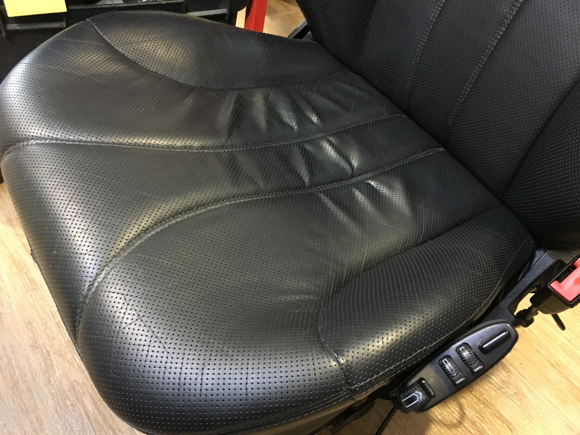 Купить Чехлы Мерседес W210
