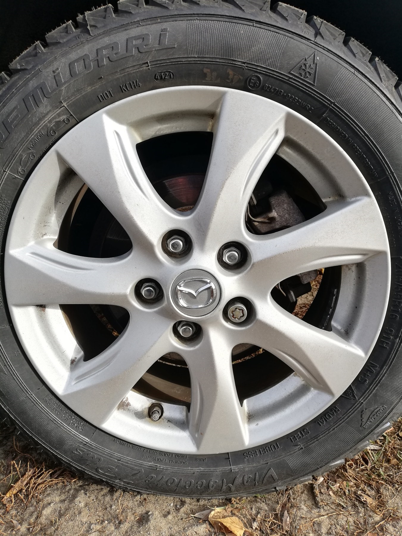 5 Колпачки литых дисков R16 Mazda3 BL — Mazda 3 (2G) BL, 2 л, 2010 года |  колёсные диски | DRIVE2